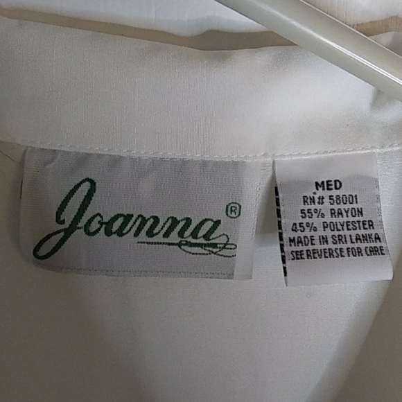 Joanna White Sleeveless Blouse. Size M - Picture 6 of 7